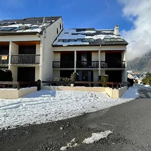 Appartement Neuf St Lary 10 Min à Pied 